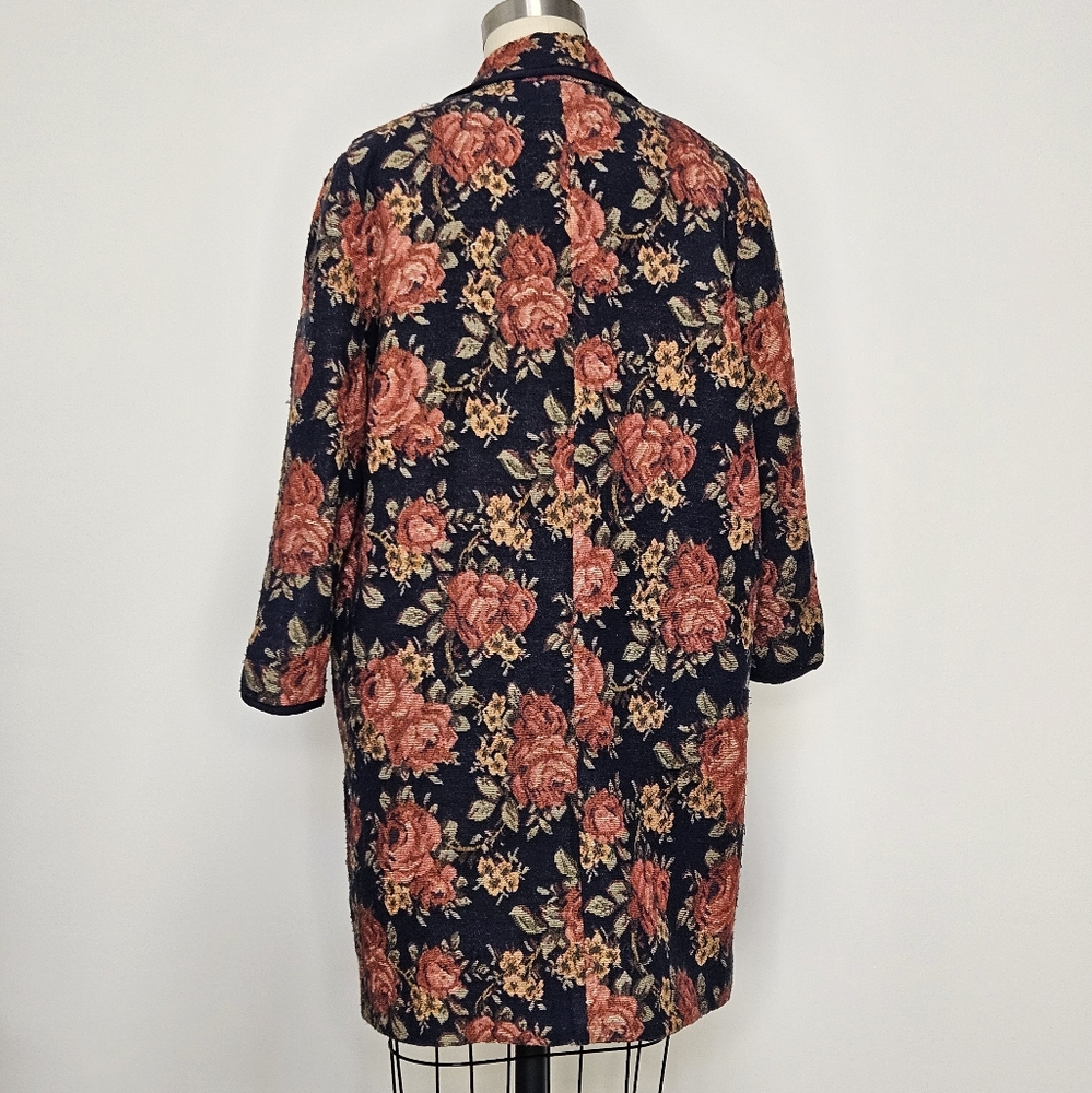 Floral Open Front Jacket - Picture 6 of 16